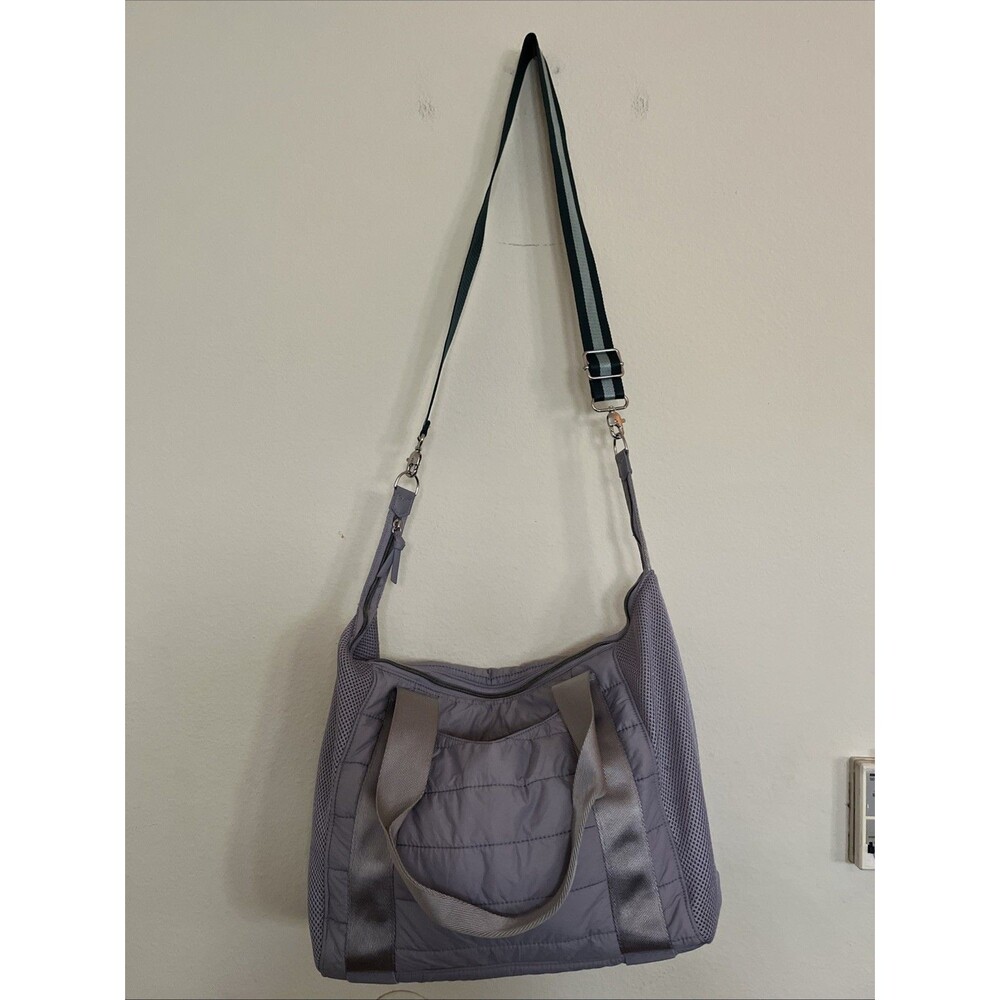Stella & Dot Crush It Duffle Quilted Purple Workout Weekender Bag 14"X12"X8"